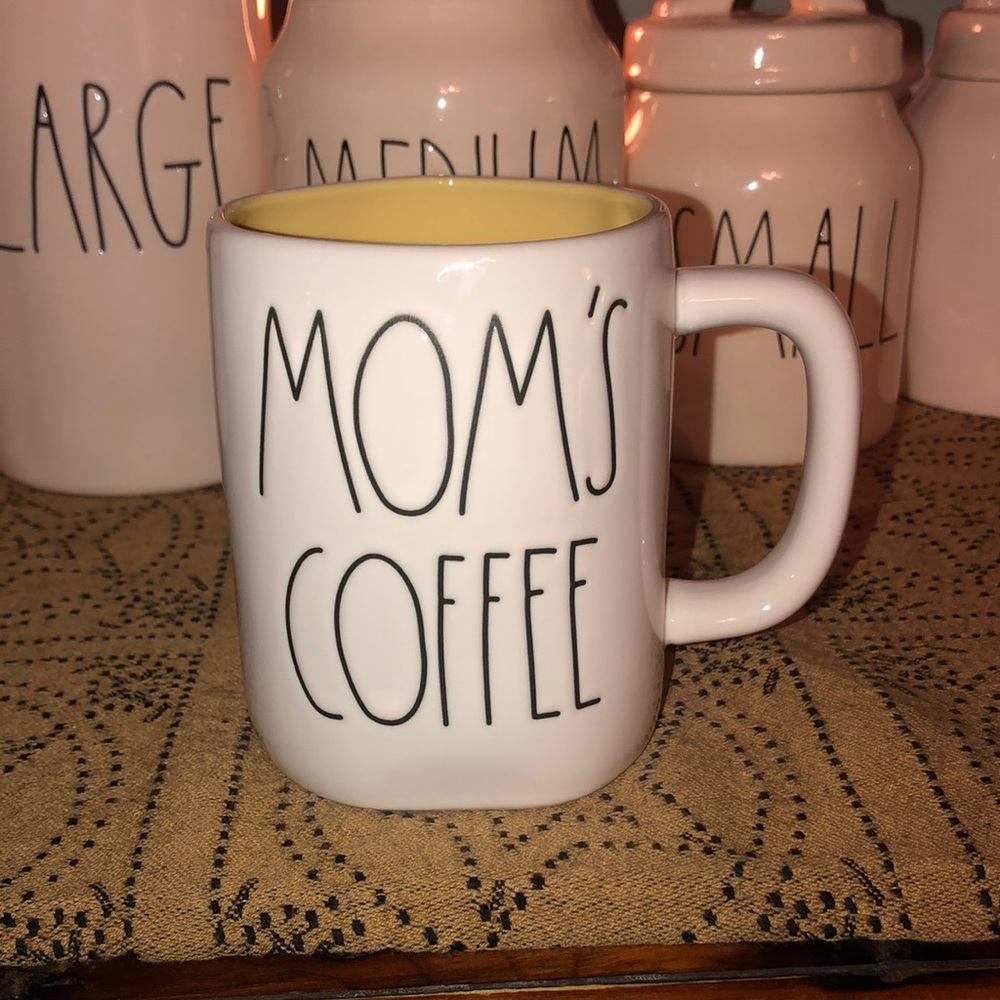 Rae Dunn MOM’S COFFEE Mug